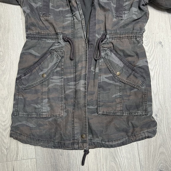 American Eagle Camo Y2K Faux Fur Hood Parka Jacket Coat Womens Sz M Camouflage - Picture 4 of 7